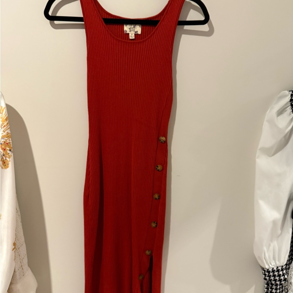 RUST Colored Sleeveless Dress with Button Detail NWOT